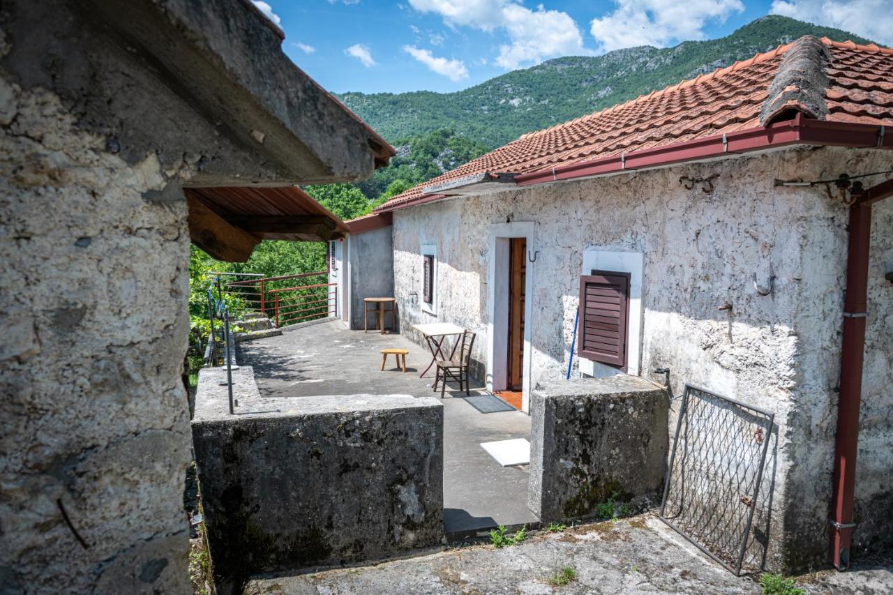 Guest House Gornji Ceklin Cetinje Exteriör bild